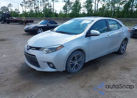 2016 Toyota Corolla Le Plus z USA, uszkodzony, nr VIN 2T1BURHE7GC562107